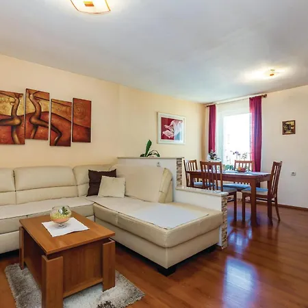 Awesome In With Wifi Σπίτι διακοπών Kostrena