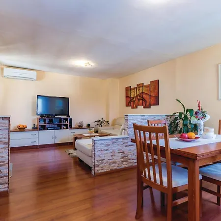 3 Bedroom In Holiday home Kostrena